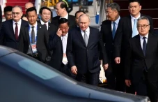 Pertemuan Putin dan...