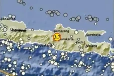 Gempa M 3,7 Berpusat...