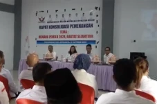 Rapat Konsolidasi di...