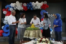 Potong Tumpeng di HUT...