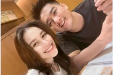 Ayu Ting Ting Umbar...