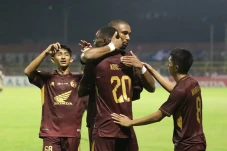 Hasil PSM vs Arema 3-0:...