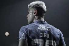 Gaya Rambut Baru Ciro...