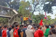 BEM SI Sesalkan Upaya...