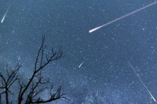 Siap-Siap, Hujan Meteor...