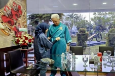 Momen Romantis Siti...