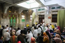 Kiai dan Nyai Se-Jaksel...