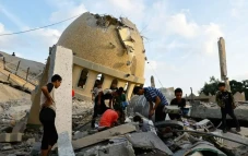 2 Pekan Perang Gaza,...