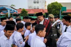 Wali Kota Medan Bobby...