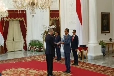Jokowi Terima Surat...