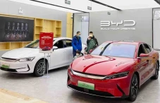 Bukan Tesla, Mobil Listrik...