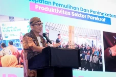 Indeks Daya Saing Naik...