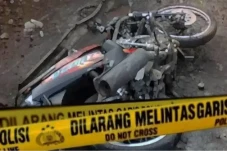 Fortuner Tabrak Wanita...