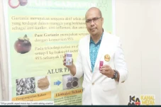 Guru Besar Farmasi dan...