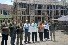Guru dan Siswa SMAN...
