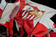 Dipermalukan Arsenal,...