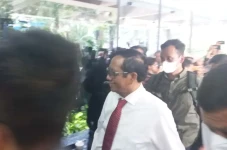 Pertama Kali, Mahfud...