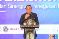 Hakim Konstitusi Arief...