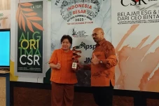 Jessica Tanoesoedibjo...