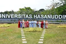 12 Jurusan Unhas dengan...
