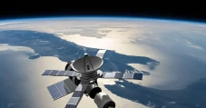 Satelit Rusia Senggol...