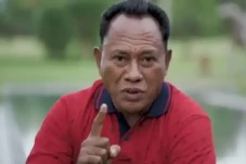Komaruddin Watubun:...