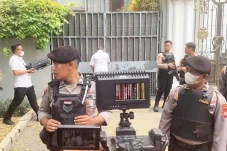 Rumah Firli Bahuri Digeledah,...