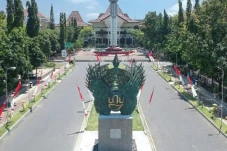 13 Jurusan UNY Yogyakarta...