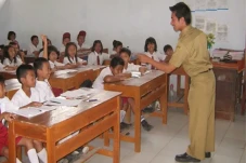 Indonesia Krisis Pendidik?...