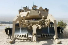 Kehebatan Tank Monster...