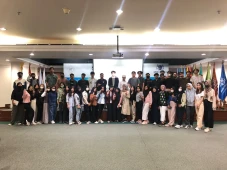 MNC University Gelar...