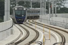 Perbandingan Tarif MRT...