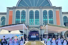 Revitalisasi Pasar Pon...