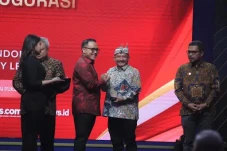 Sukses Tingkatkan Pendapatan...