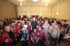 Hadiri Forum Alumni...