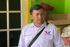 Caleg Perindo Bagikan...