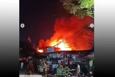 Bangunan Rumah Tinggal...