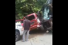 7 Mobil Kecelakaan Karambol...