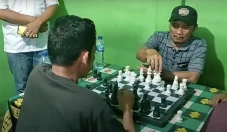 Ikuti Turnamen Catur...