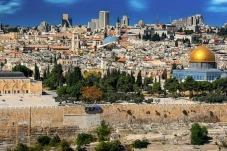 Kisah Israel Melawan...