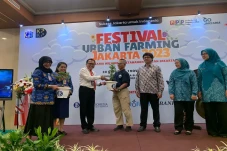 Urban Farming Diyakini...
