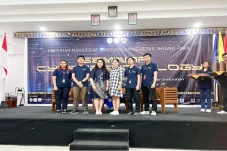 3 Karakteristik yang...