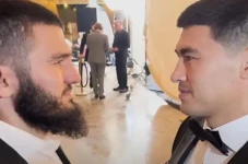 Artur Beterbiev Sindir...