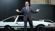 Akio Toyoda Akui Penjualan...