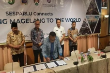 Diplomat Indonesia Pasarkan...