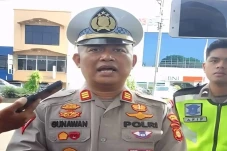 Polisi Segera Panggil...