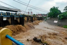 Bendung Katulampa Bogor...