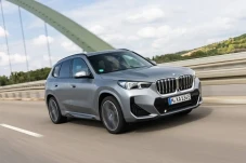 BMW Siapkan Mobil Listrik...