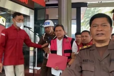 Diduga Terima Rp40 Miliar...