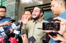 Usai Diperiksa, Anwar...